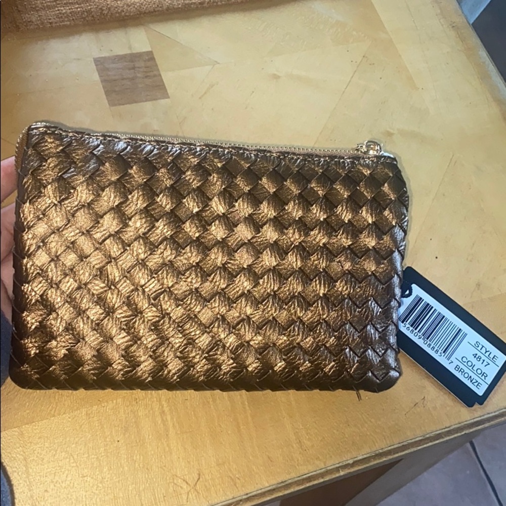 Cross body and wristlet